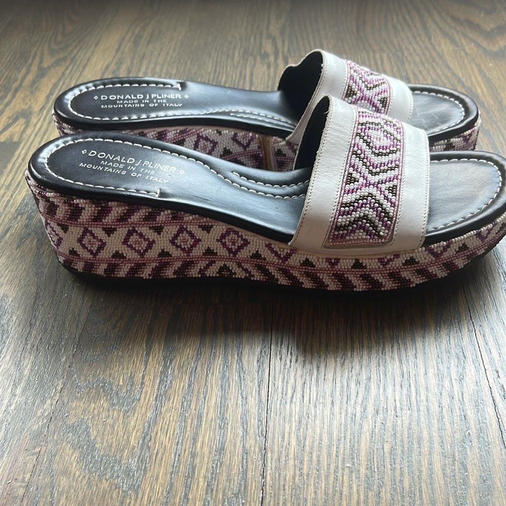 NEW!! Women’s Donald J Pliner Salida Platform Slide Size 10M